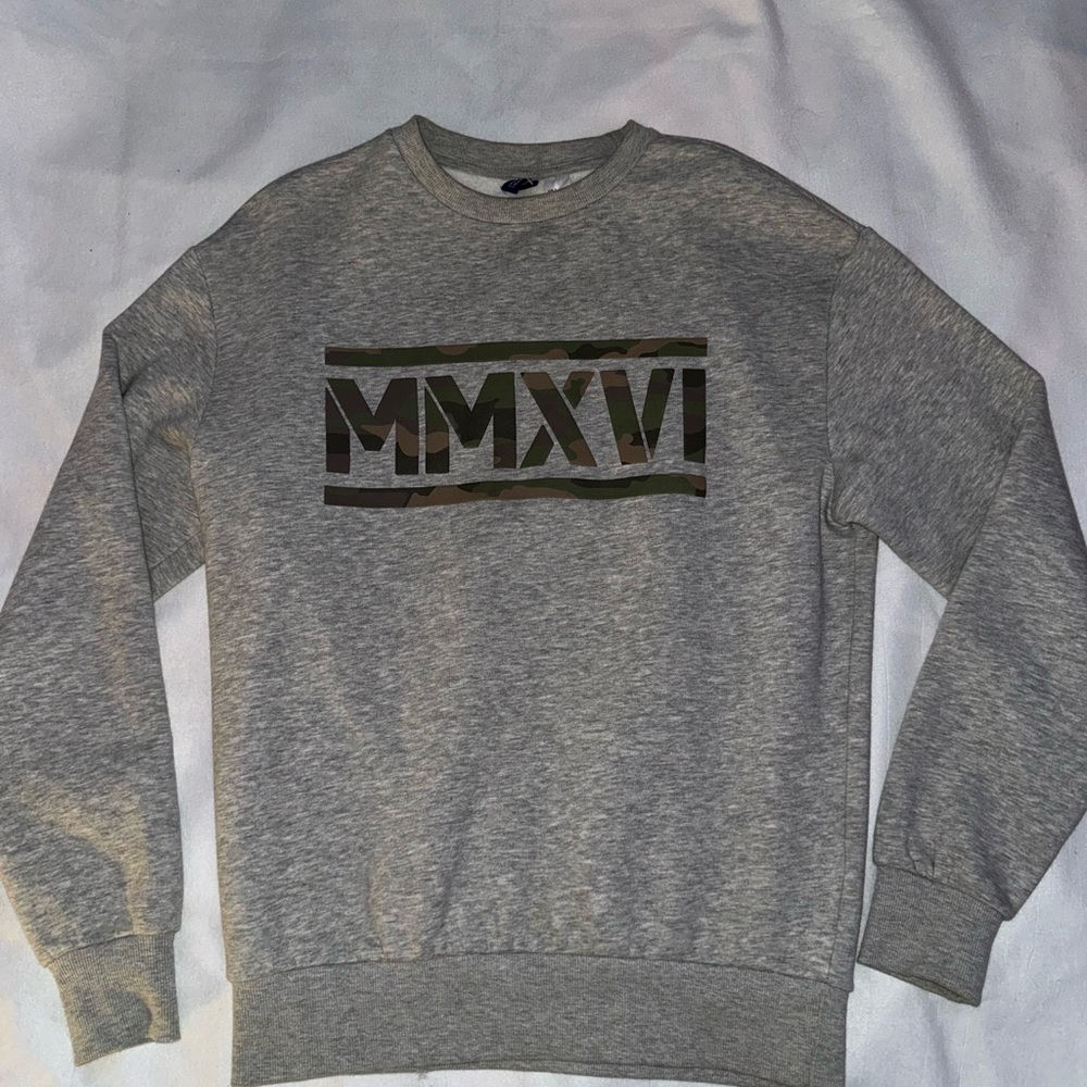 H&M Gray MMXVI Crewneck Sweater